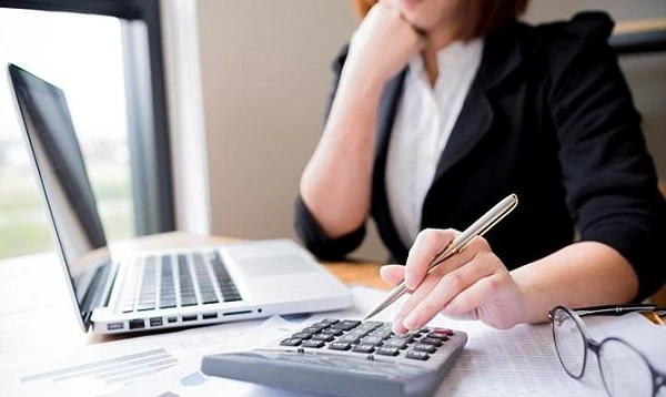 Чи може відсторонений працівник піти в оплачувану відпустку Чи може відсторонений працівник піти в оплачувану відпустку