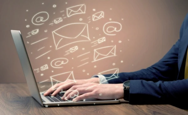 Чи має право жінка працювати за сумісництвом під час декретної відпустки Чи має право жінка працювати за сумісництвом під час декретної відпустки