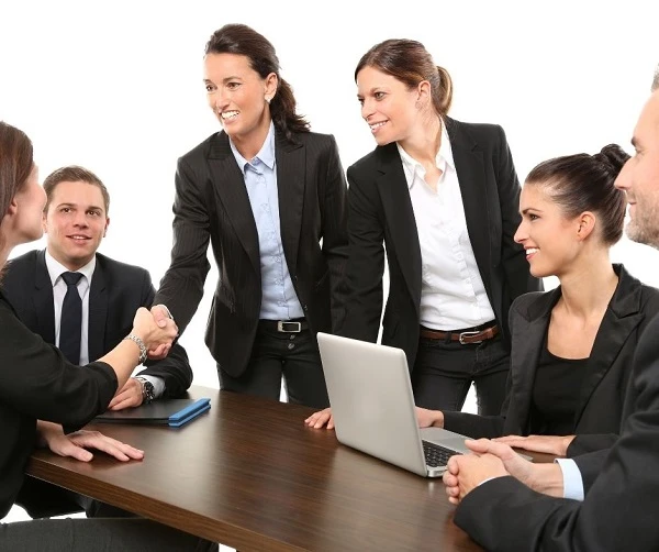 Уряд допоможе працевлаштувати соціальних працівників - ВПО Уряд допоможе працевлаштувати соціальних працівників - ВПО